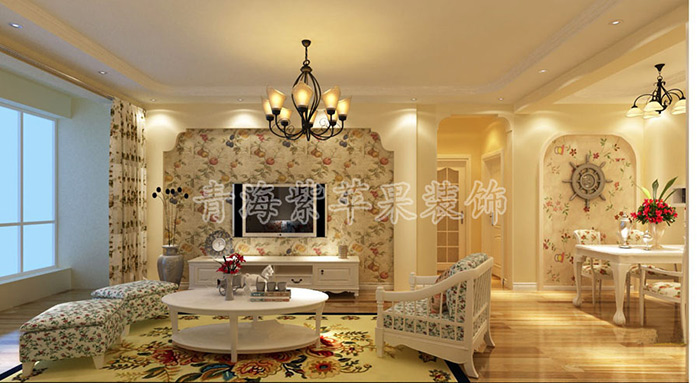 客厅以明亮柔和的暖黄色水晶吊灯来让整个空间的光线都这得非常温馨，欧式家具与简洁的挂画恰好是现代时尚的高配置。